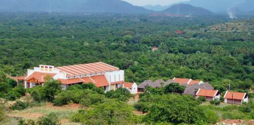 Hotel Kadambavanam Ethnic Village Resort