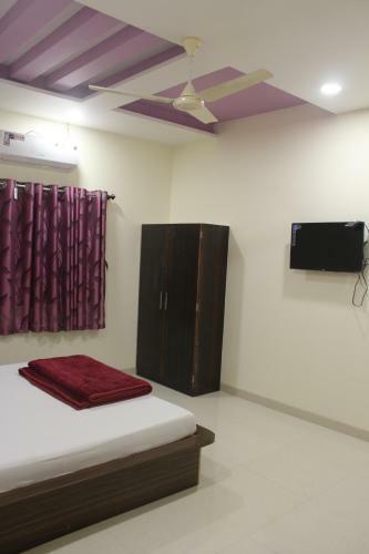 Hotel Radhika Inn