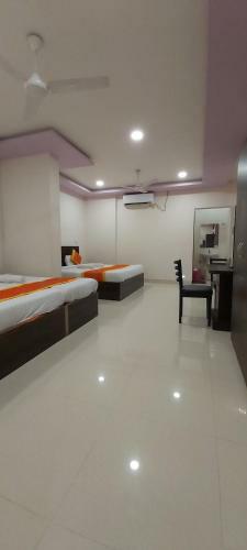Hotel Radhika Inn