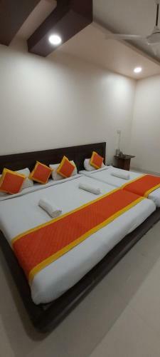Hotel Radhika Inn