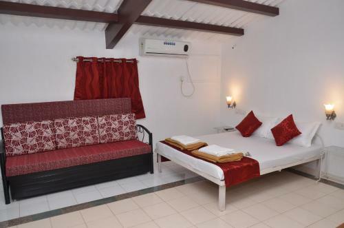 Weekend Nursery And Cottages