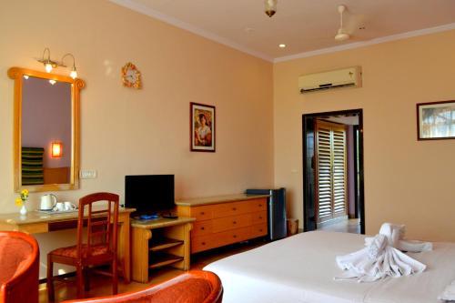Hotel Kohinoor Samudra Beach Resort, Ratnagiri