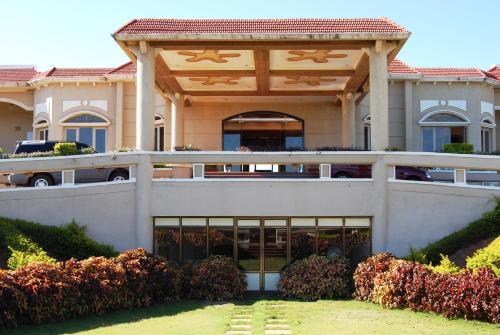 Hotel Kohinoor Samudra Beach Resort, Ratnagiri