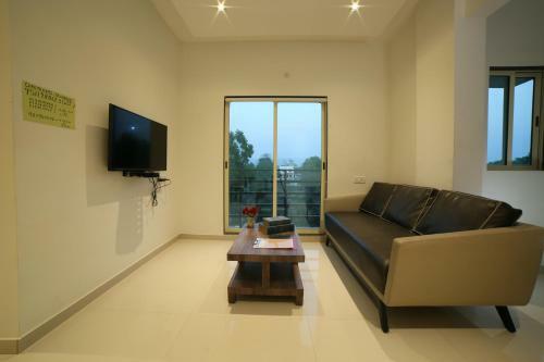 Hotel Acons Palm Beach