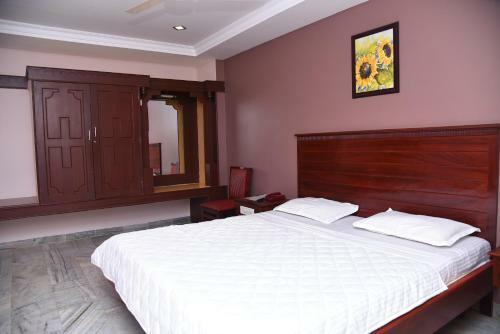 Hotel Subhalakshmi Palace