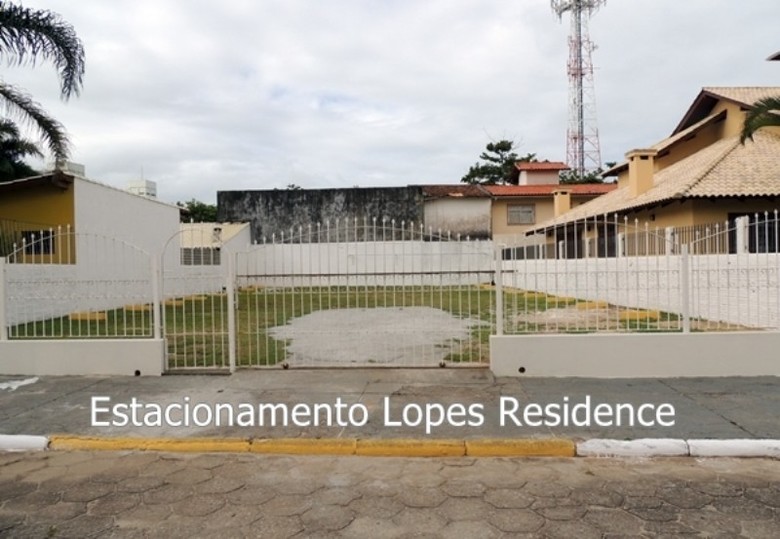 Lopes Residence
