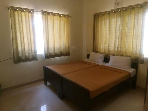 Comforts Hostel