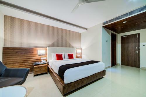 Capital O 23502 Hotel Millennium Grand