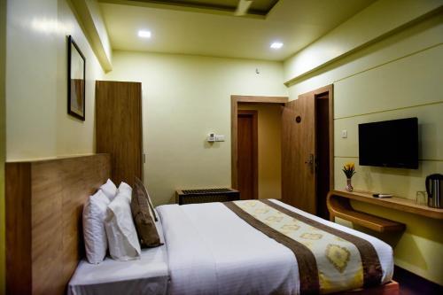 Hotel Mathura Executive