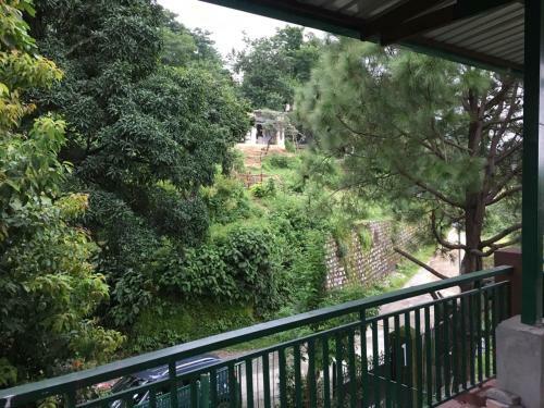 Villa Pinewood Cottage - Your Home Amidst Nature
