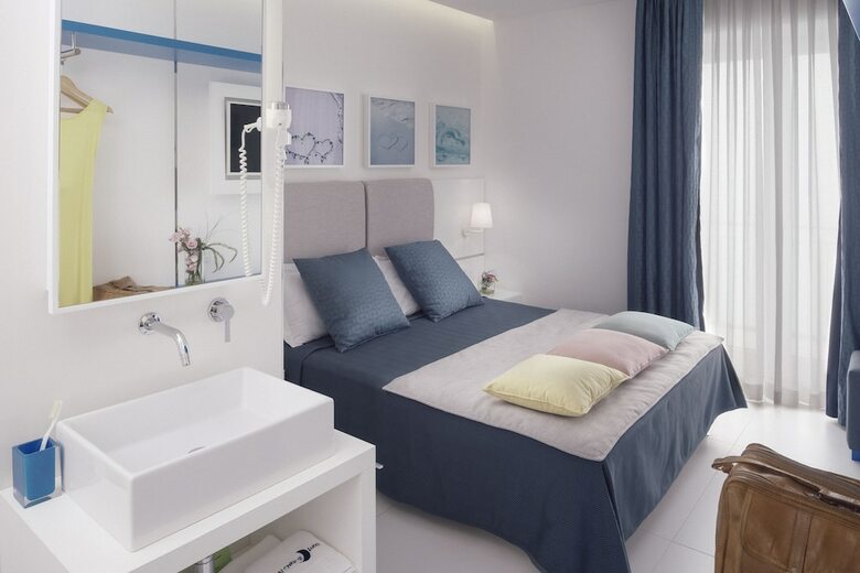 Hostal Al Chiar Di Luna
