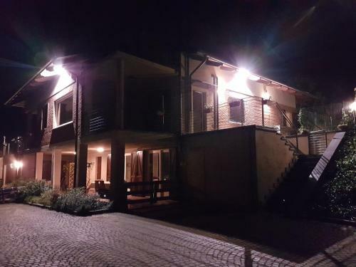 Confinedeisanti B&B