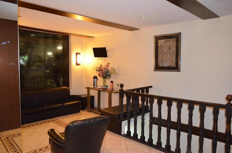 Lux Hotel