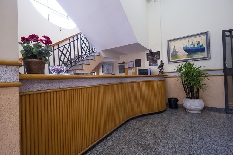 Requint Hotel