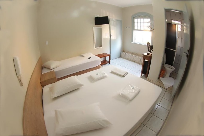 Hotel Dona L�
