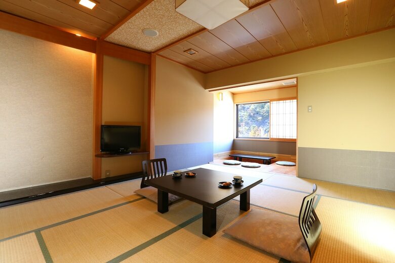 Yushi Chikumakan