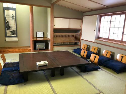 Iwamuro Slow Hostel
