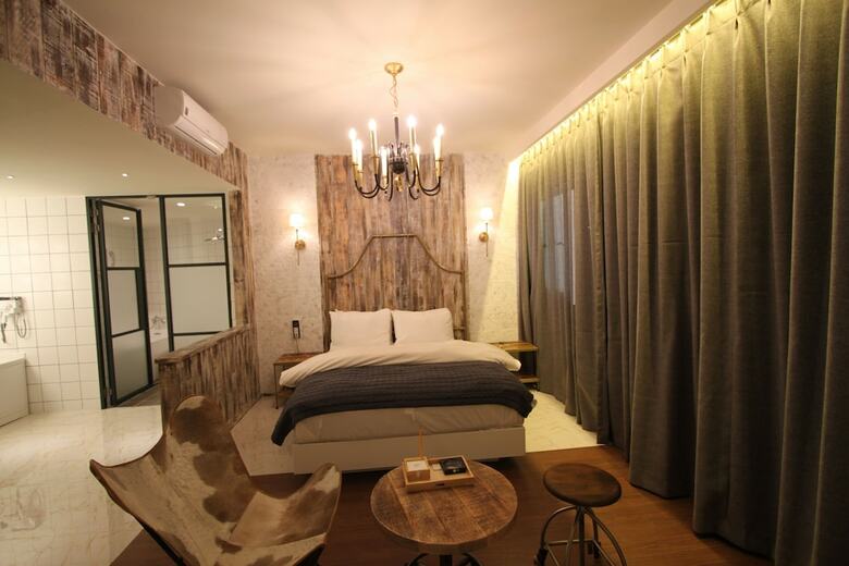 February Hotel Seongseo