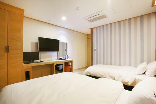 Hotel Golden Hill