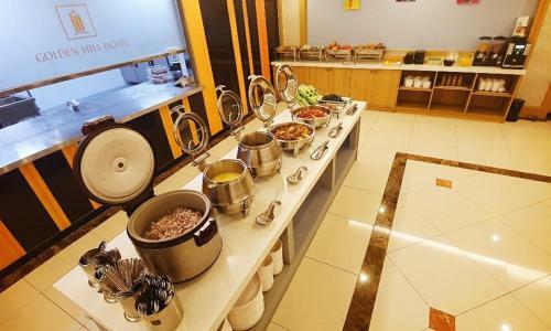 Hotel Golden Hill