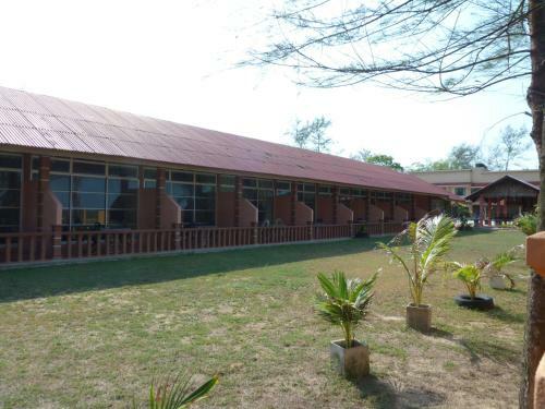 Hostal Cempaka Beach Resort