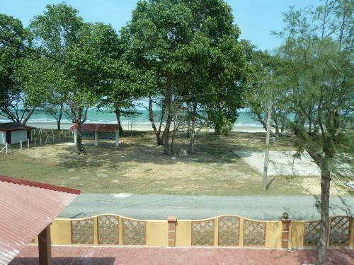 Hostal Cempaka Beach Resort
