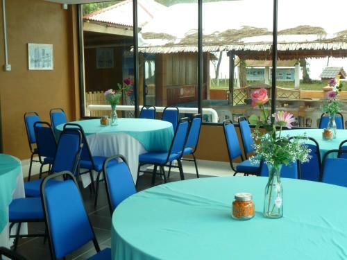 Hostal Cempaka Beach Resort