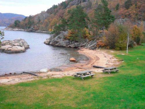 Four-bedroom Holiday Home In Lindesnes 2