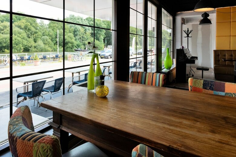 The Lake Hotel Amsterdam Airport