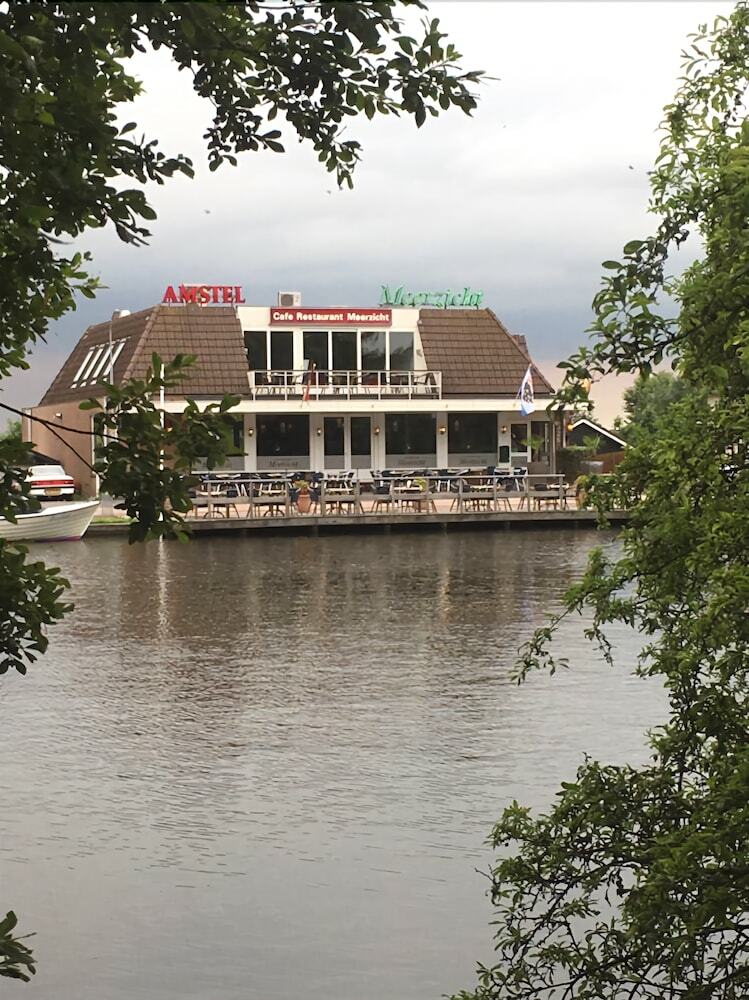 The Lake Hotel Amsterdam Airport