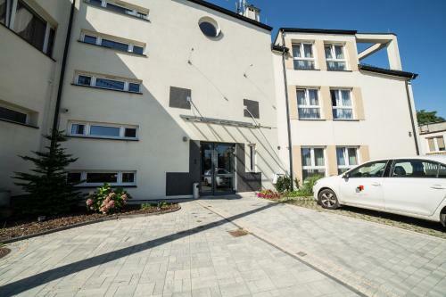Hotel Soko?owska Airport Modlin
