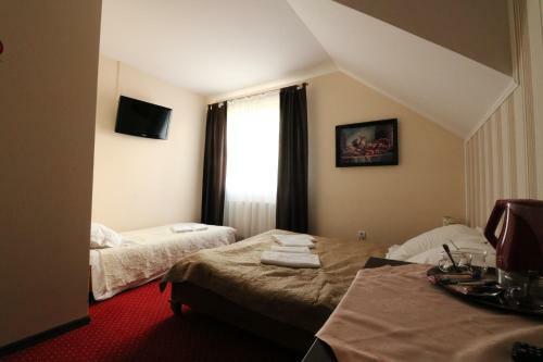 Hostal Pokoje Go?cinne Anna Airport Modlin