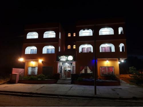 M�danos Hotel