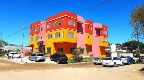 M�danos Hotel