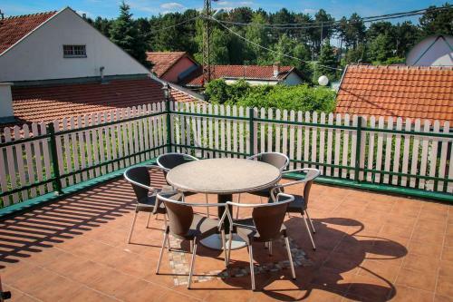 Bed & Breakfast Madea Apartment Pezo