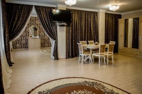 Zhar Ptitsa Hotel