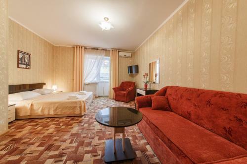 Hostal Chelsi Hotel