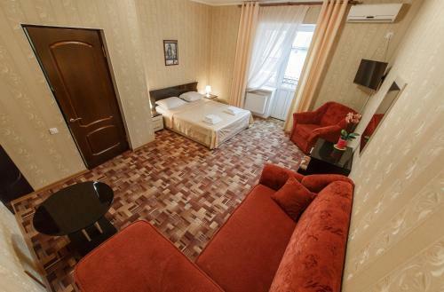 Hostal Chelsi Hotel
