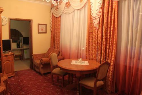 Hotel Berejki-hall