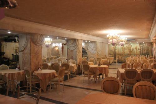 Hotel Berejki-hall