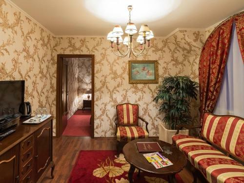 Hotel Uyut