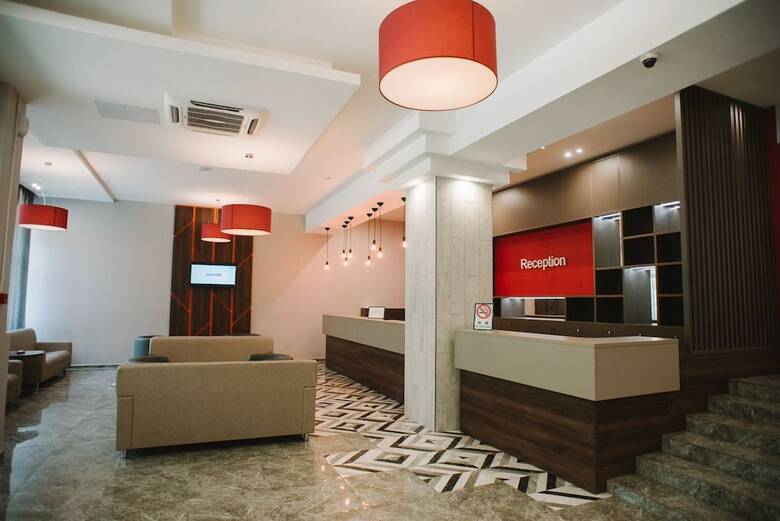 Chaika Hotel