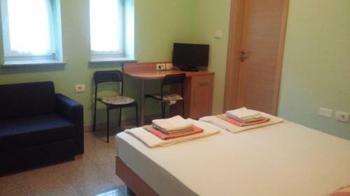 Rooms Hrpelje