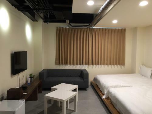 Sunlife X Sunshine Inn
