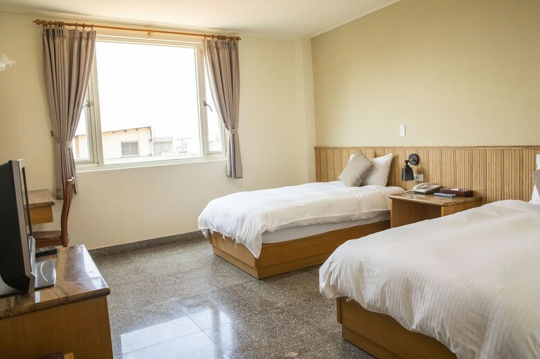 Bed & Breakfast Holiday Hotel