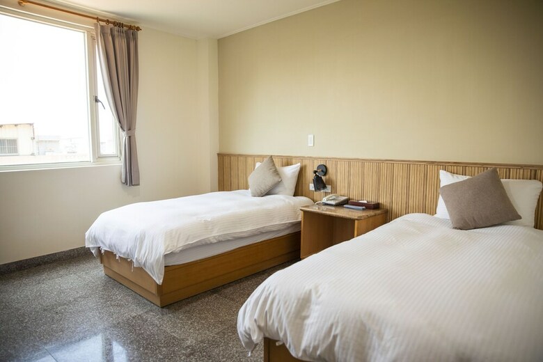 Bed & Breakfast Holiday Hotel