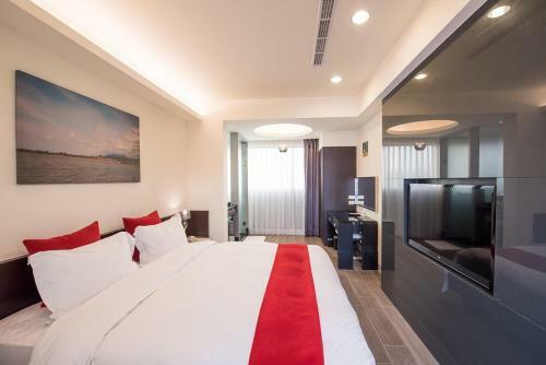 Shangri Longluan Lake One B&B