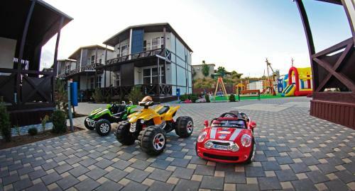 Hotel Azov Le Chalet