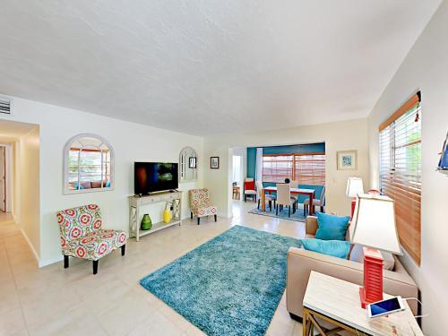 2123 Temple St Home