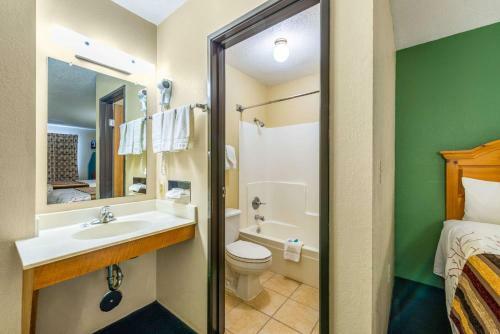 Hotel Rodeway Inn